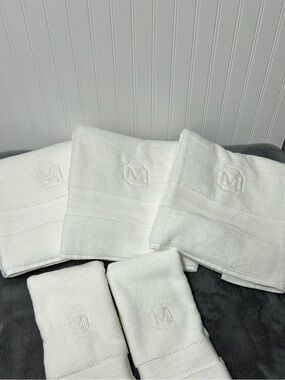 Mark & Graham hydrocotton classic bath hand towels